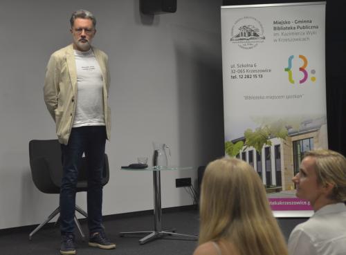 Michał Rusinek - spotkanie autorskie z projektu "Podróż przez słowa"
