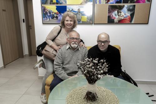 10 goście wernisażu wystawy fotografii Roberta Jachimowicza