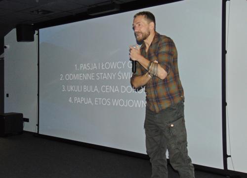 1 Przemek Kossakowski podczas spotkania