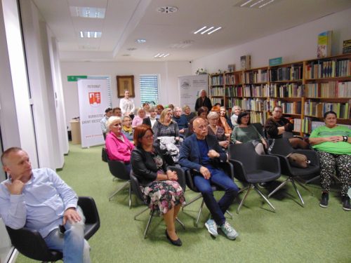 5 publiczność podczas spotkania autorskiego